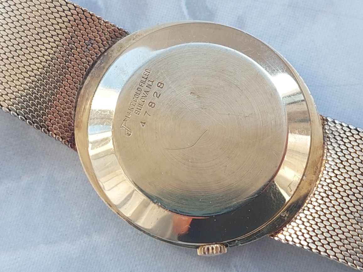 Ceas Bulova Accutron swissonic perfect functional, colectie