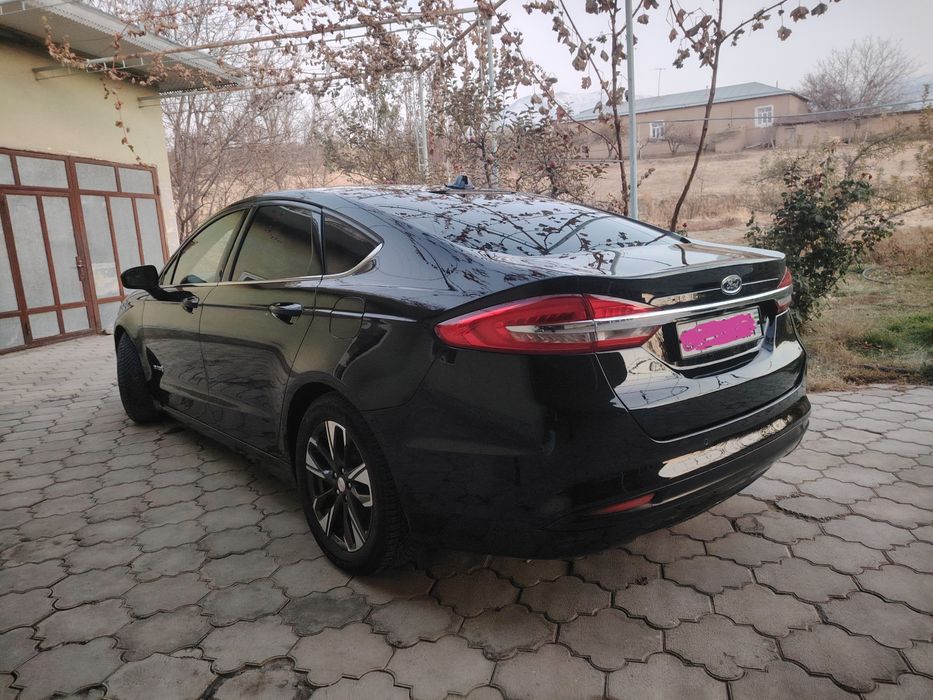 Ford Fusion Гибрид