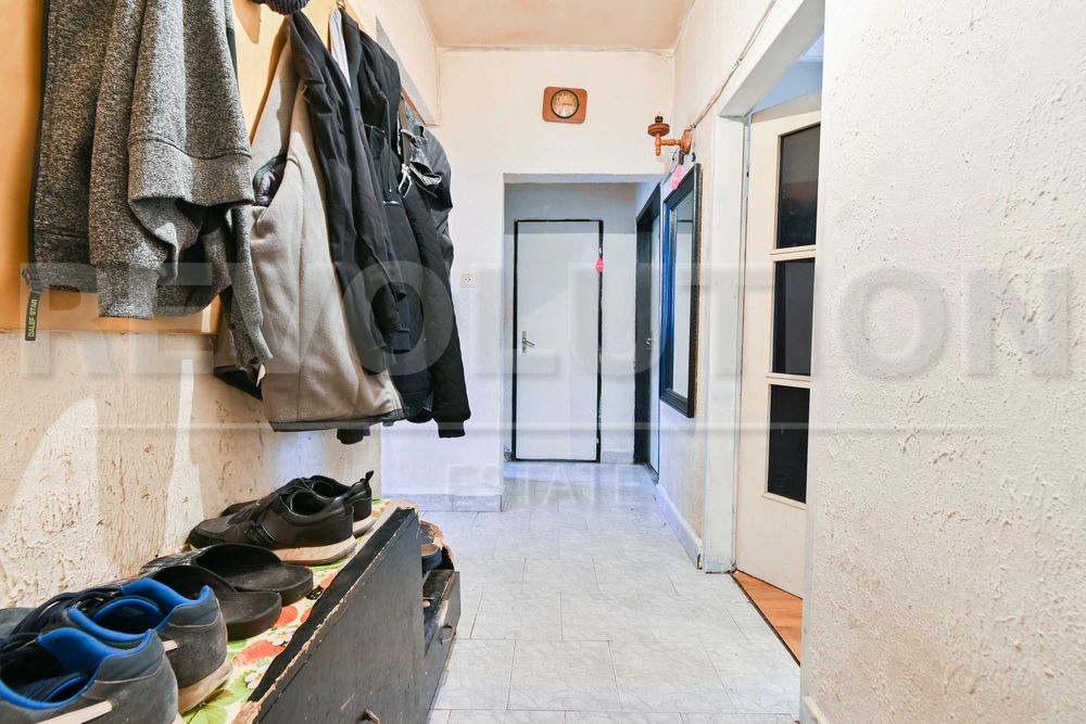 Продава се Тристаен апартамент в София, Люлин 8 - 86 кв.м за 1745 €/кв.м - Снимка #7