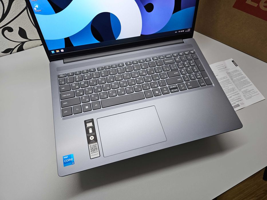 ПРОДАМ Lenovo SLIM 16IRH10 Мощный Ноутбук Core™ i5-13420H/16GB/512SSD.
