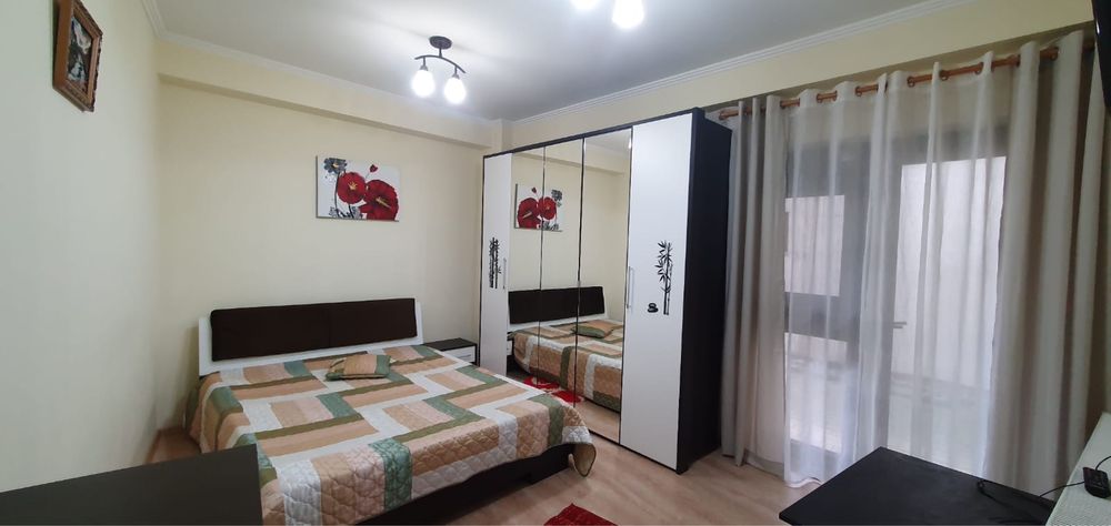 Închiriez apartament 1 cameră zona Palas