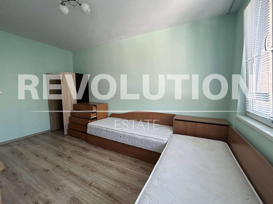 Дава се под наем Тристаен апартамент в Варна, Левски - 80 кв.м за 575 € - Снимка #6