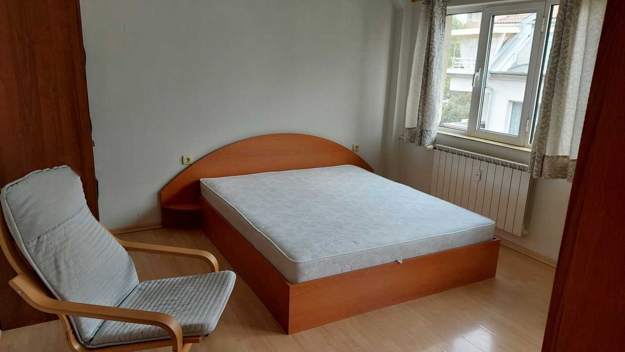 Дава се под наем Тристаен апартамент в София, Белите брези - 100 кв.м за 650 € - Снимка #4