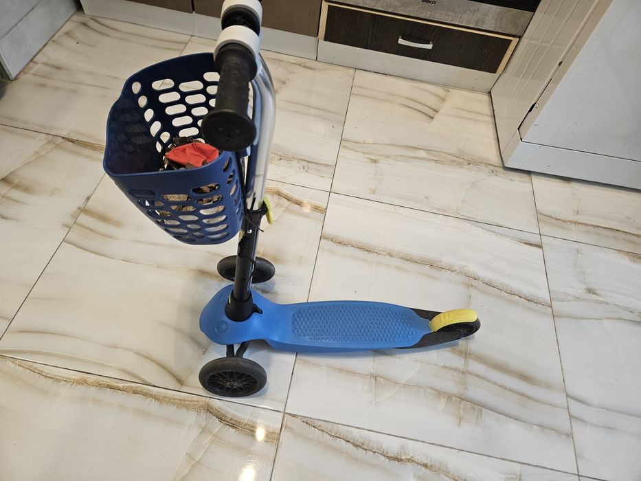 Детска триколка с кошничка