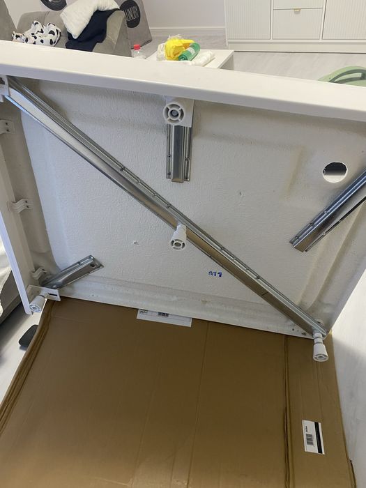 Cadita dus noua,nefolosita,achizitionata odata cu sticla