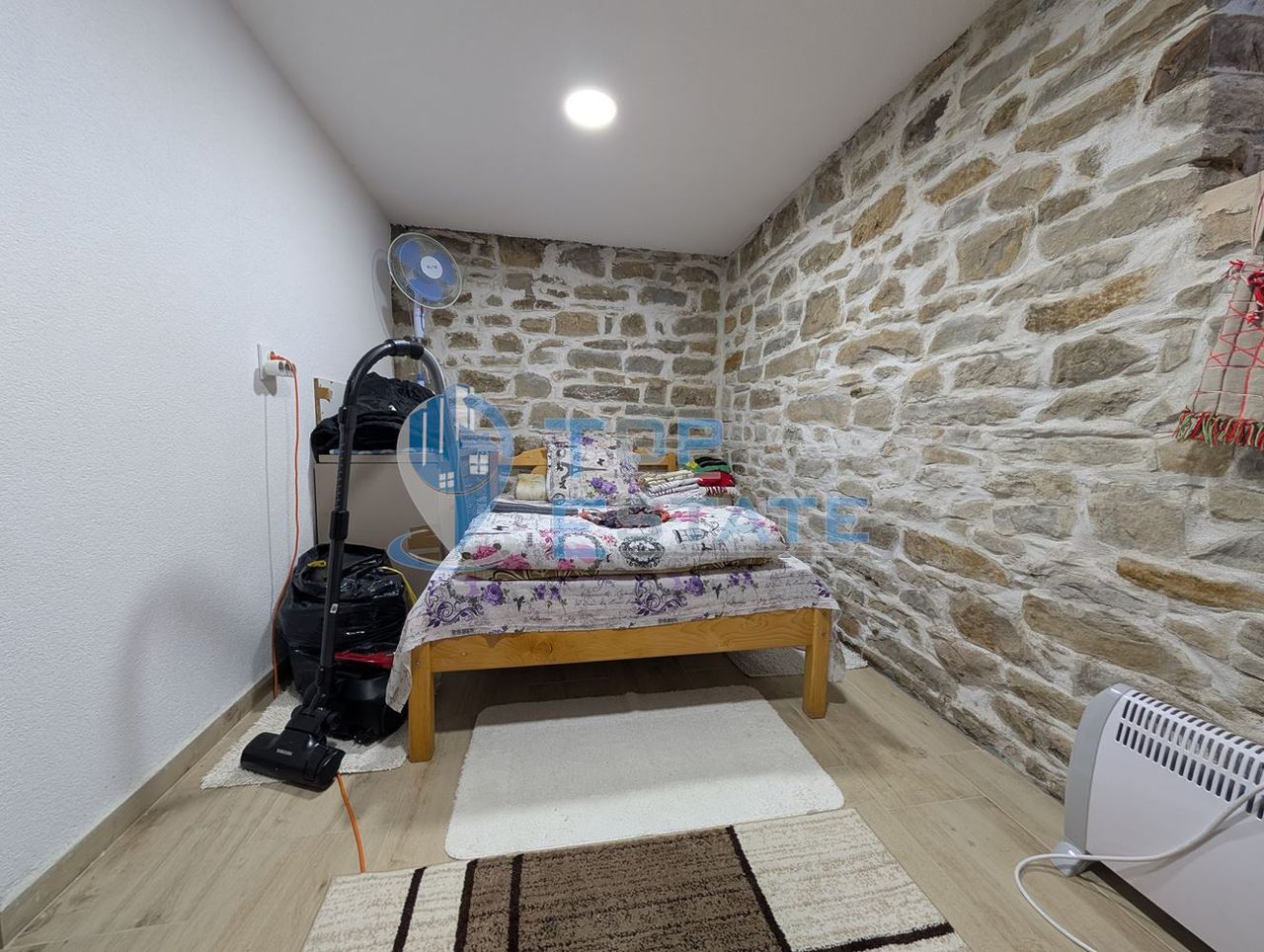 Продава се Къща в Трявна - 150 кв.м за 1067 €/кв.м - Снимка #3