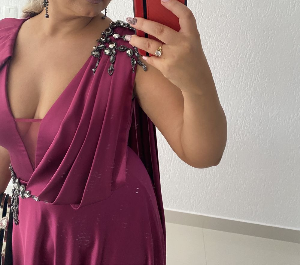 Rochie eleganta mar 44 / ticlam