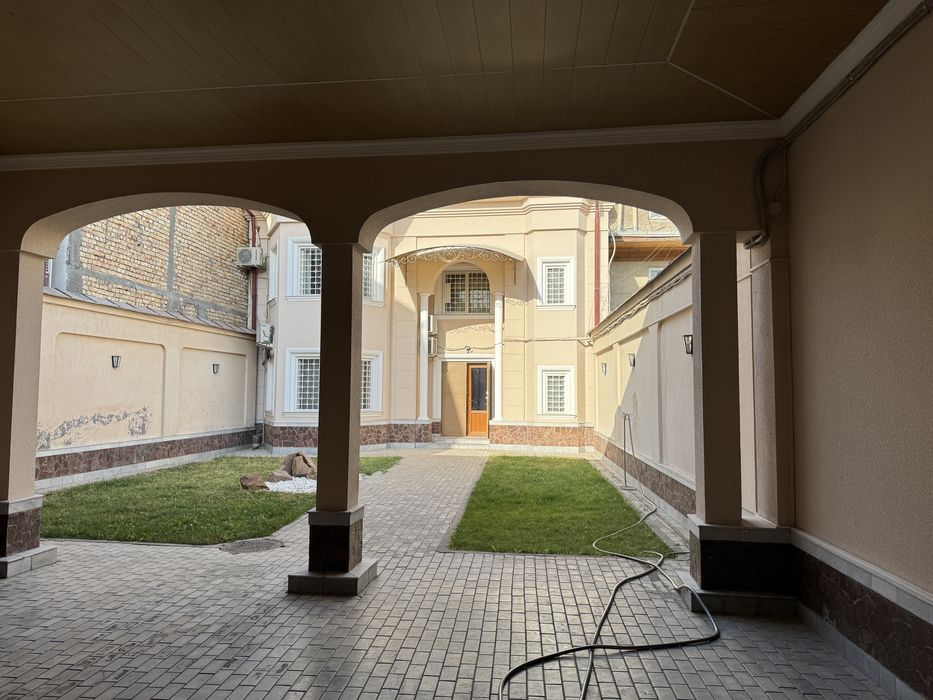 Гостиница Россия, офис Юсел, МВД, улица Таффакур , педогагическая.