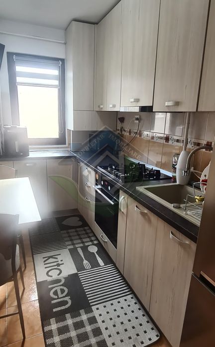 De vânzare: Apartament 3 camere cu loc de parcare – Brașov,