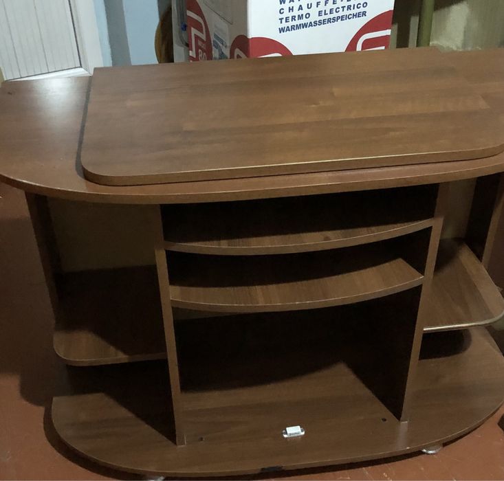 Подставка под телевизор