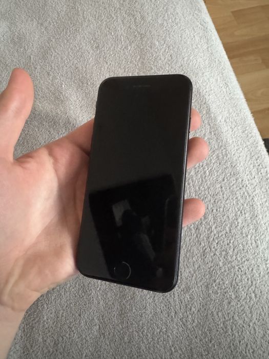 Iphone SE 2020 (Втора генерация)