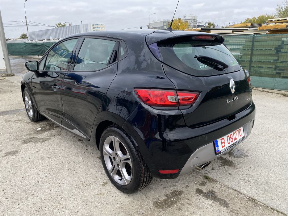 Renault Clio 2016.                                             Gt-line