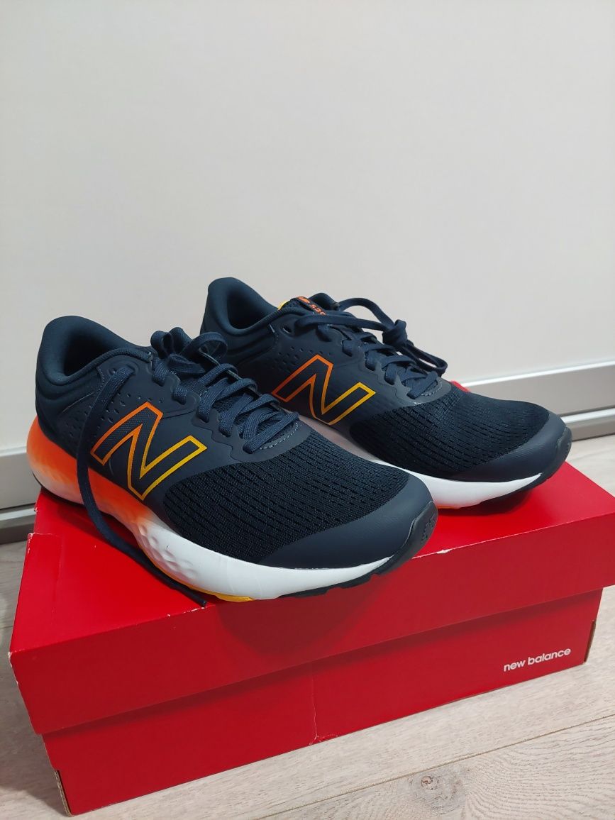 Adidași New Balance