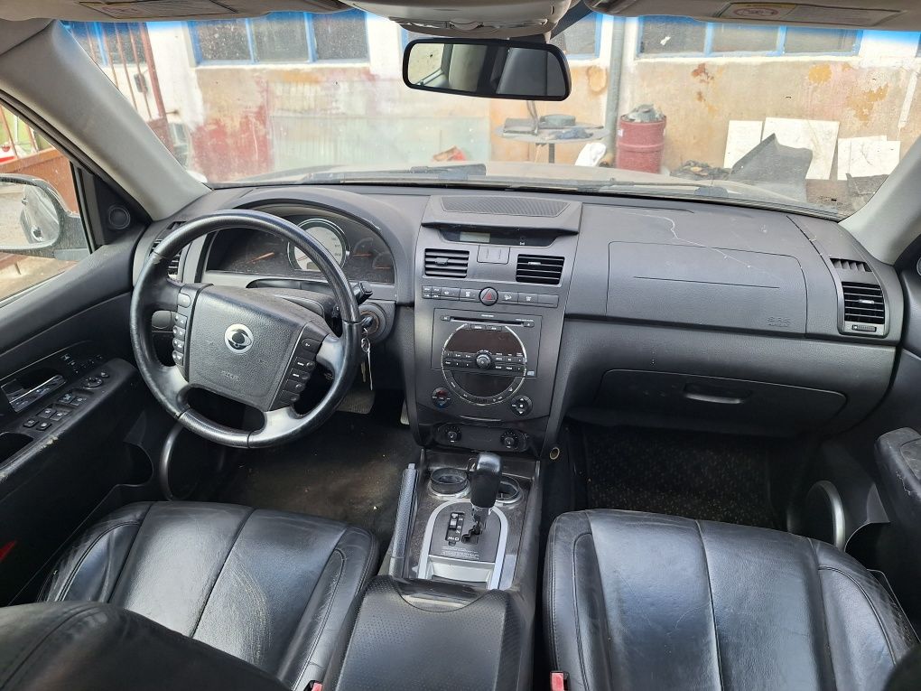 Ssangyong Rexton 2.7XVT 186кс на части