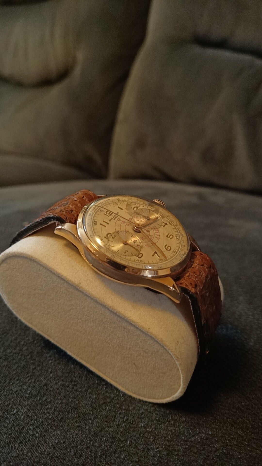 Ceas Baume&Mercier Geneve cronograf 38mm , carcasa aur 18k cca. 1950