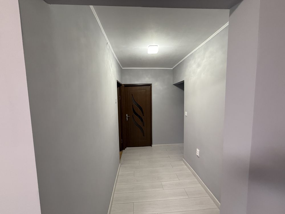 Vand apartament 4 camere
