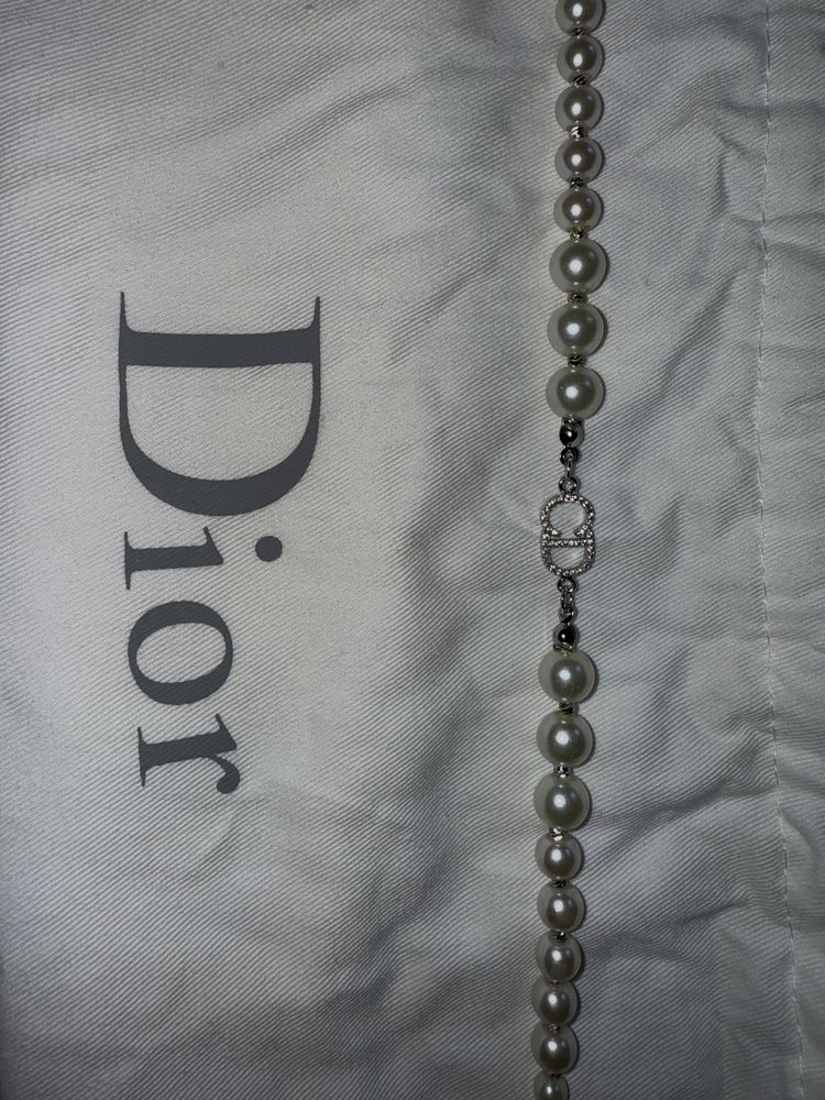 Dior обеци и колие