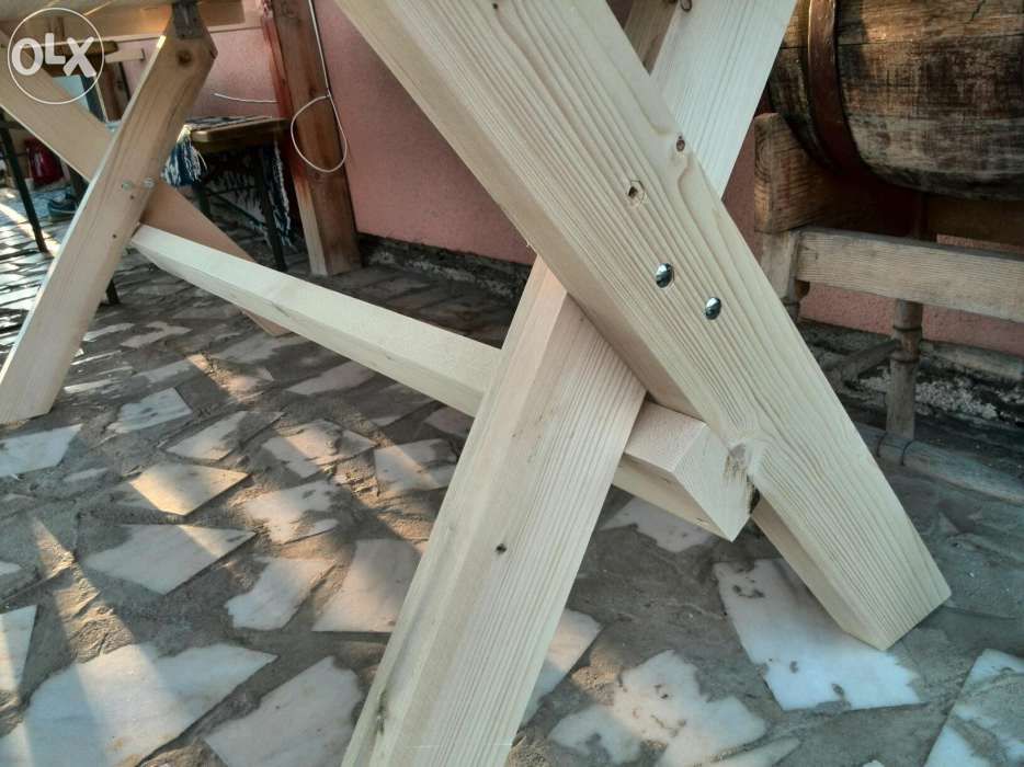 Masa exterior din lemn