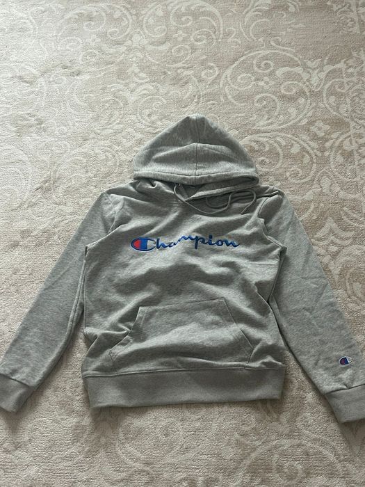 Продам худи champion
