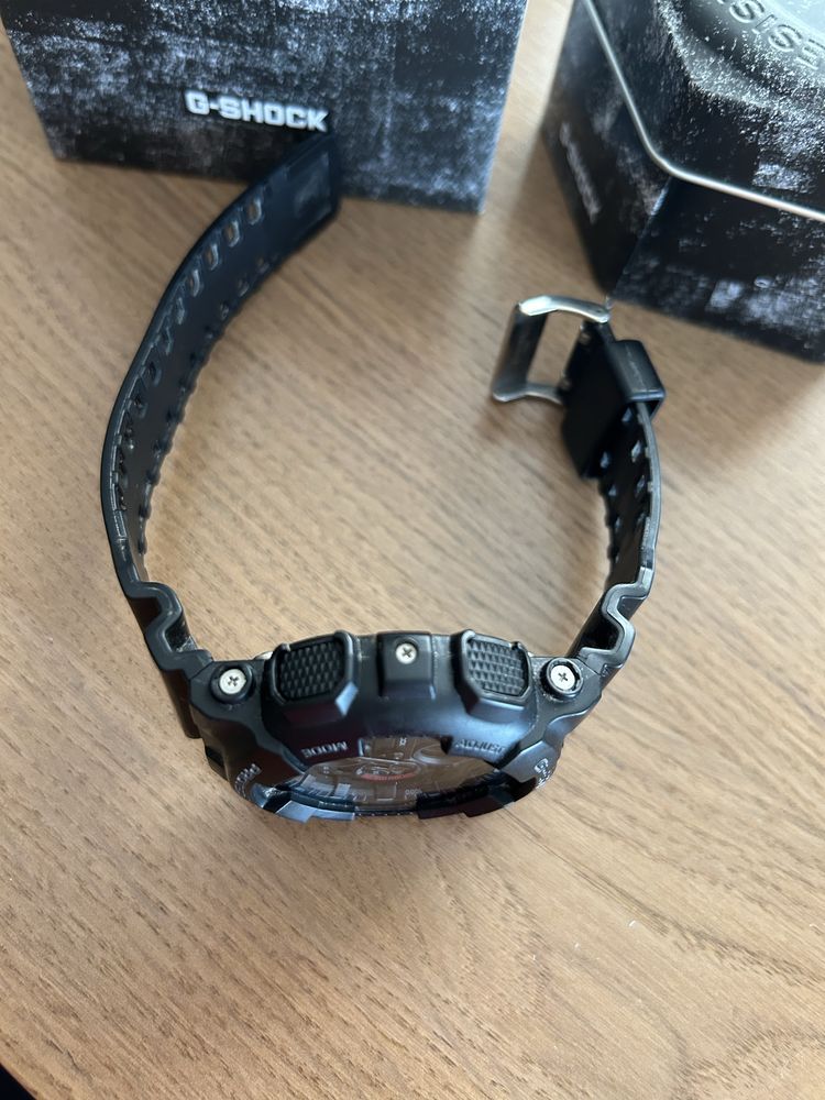 Часовник G-shock