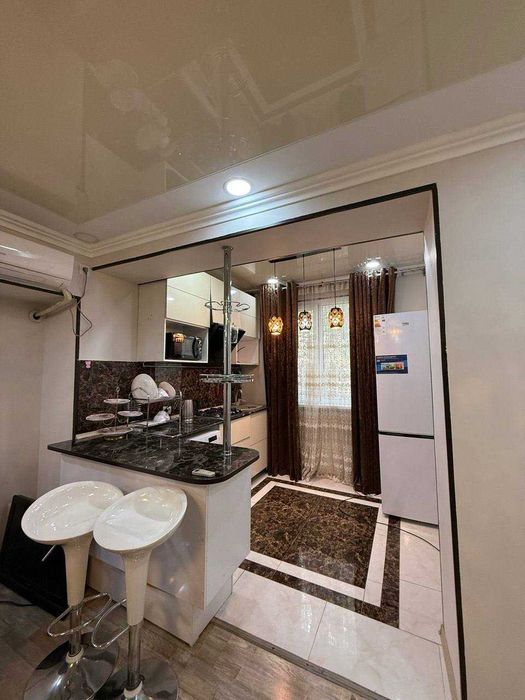 Ц6 1в2\2\4   ор-р ресторан Лали