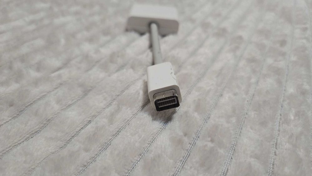 Adaptor Mini-DVI la DVI pentru Macbook Mac Mini iMac 2006-2009