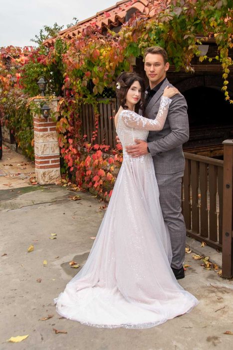 Продавам сватбена рокля