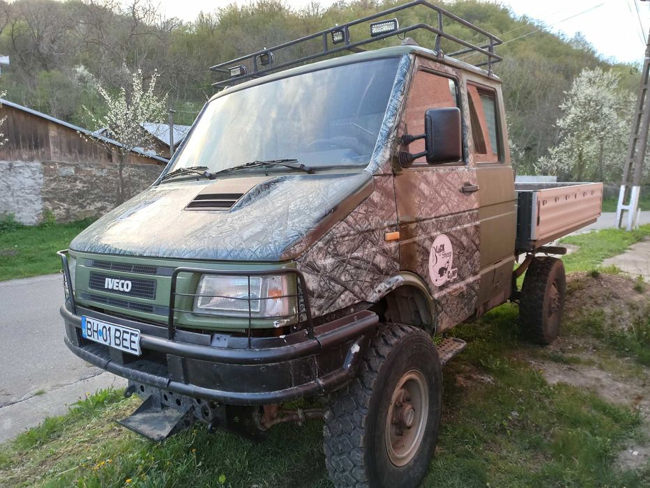 Iveco Daily 40.10 Allrad 4x4 cu reductor,cabină dublă și platformă