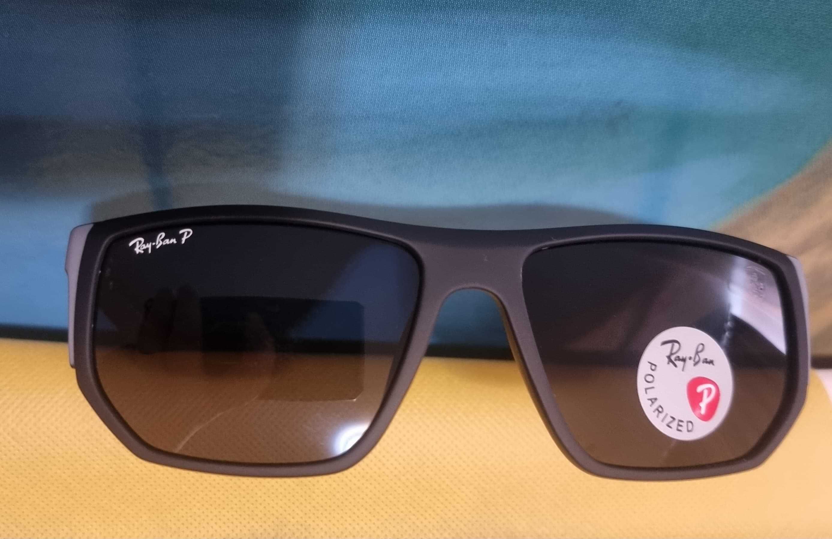 Ochelari de soare Ray Ban RB8371