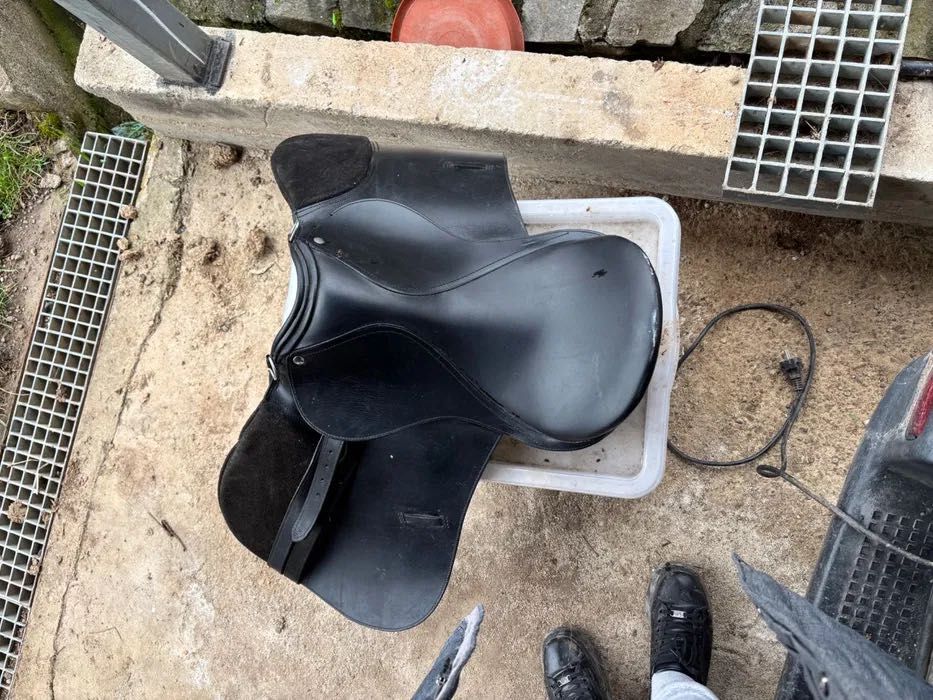 Șa din piele naturala