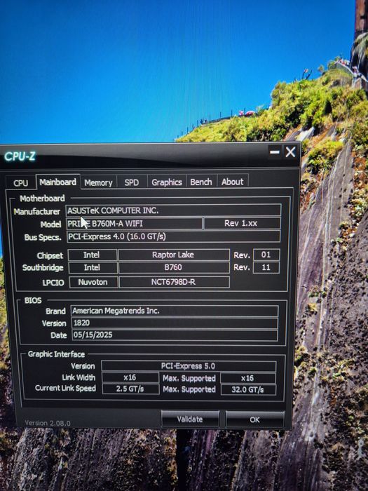 Sistem gaming I5 14400F, RTX 5070. 32 GB DDR5 - GARANTIE