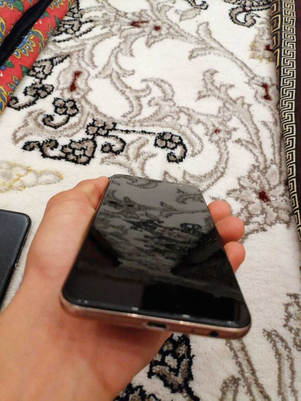 Samsung J4+ aybi yoq holati ideal