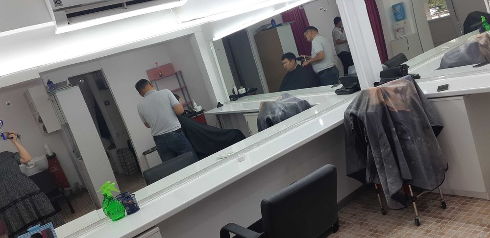 Аренда рабочего места для парикмахера или аренда полного зала