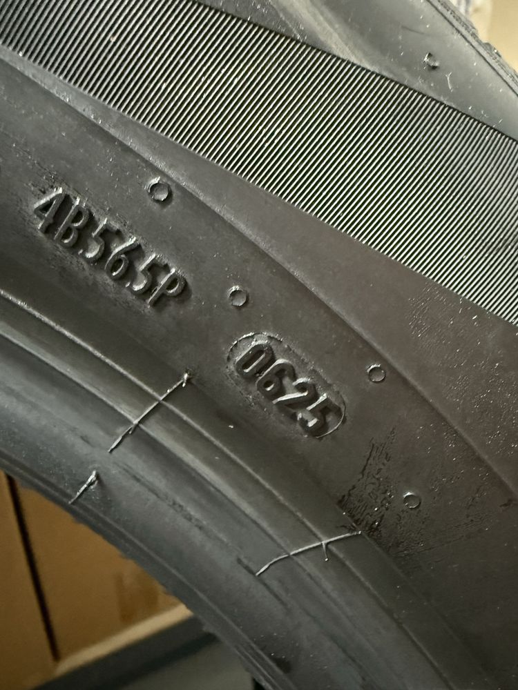 Pirelli Scorpion 275/55 R20 113V