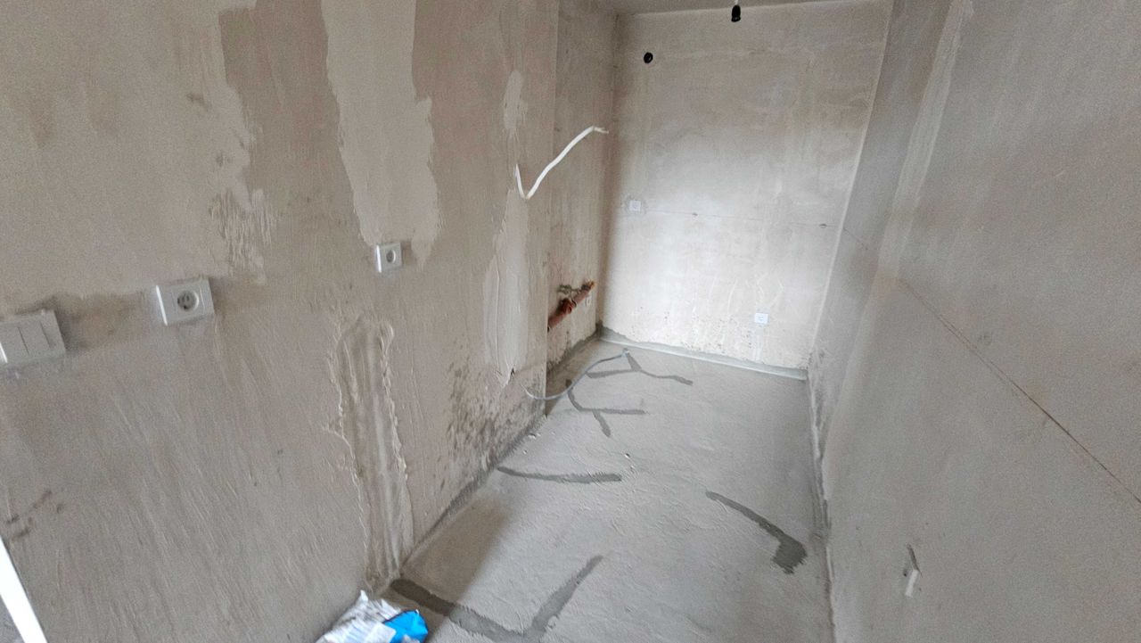 Продава се Двустаен апартамент в Разград, Бели Лом - 65 кв.м за 1326 €/кв.м - Снимка #1