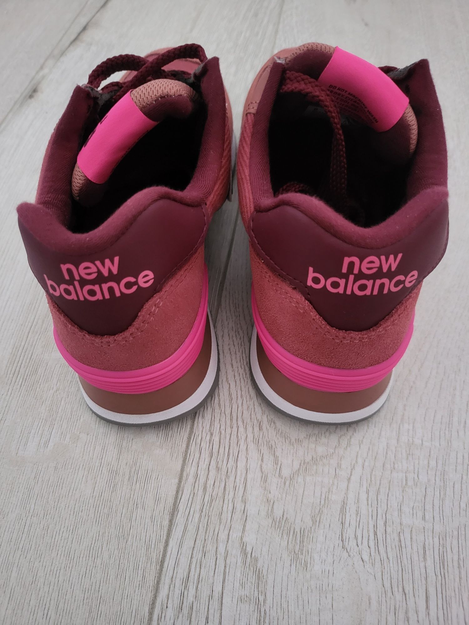 New balance noi .