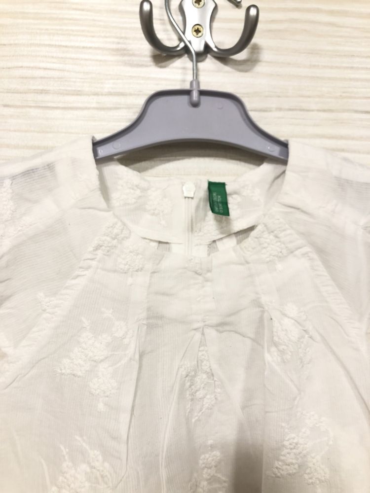 Bluza bumbac fin marca Benetton, mar. 7-8 ani