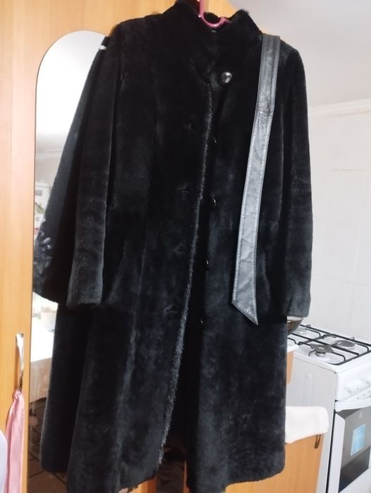 Продается шуба мутон с норкой, размер 44