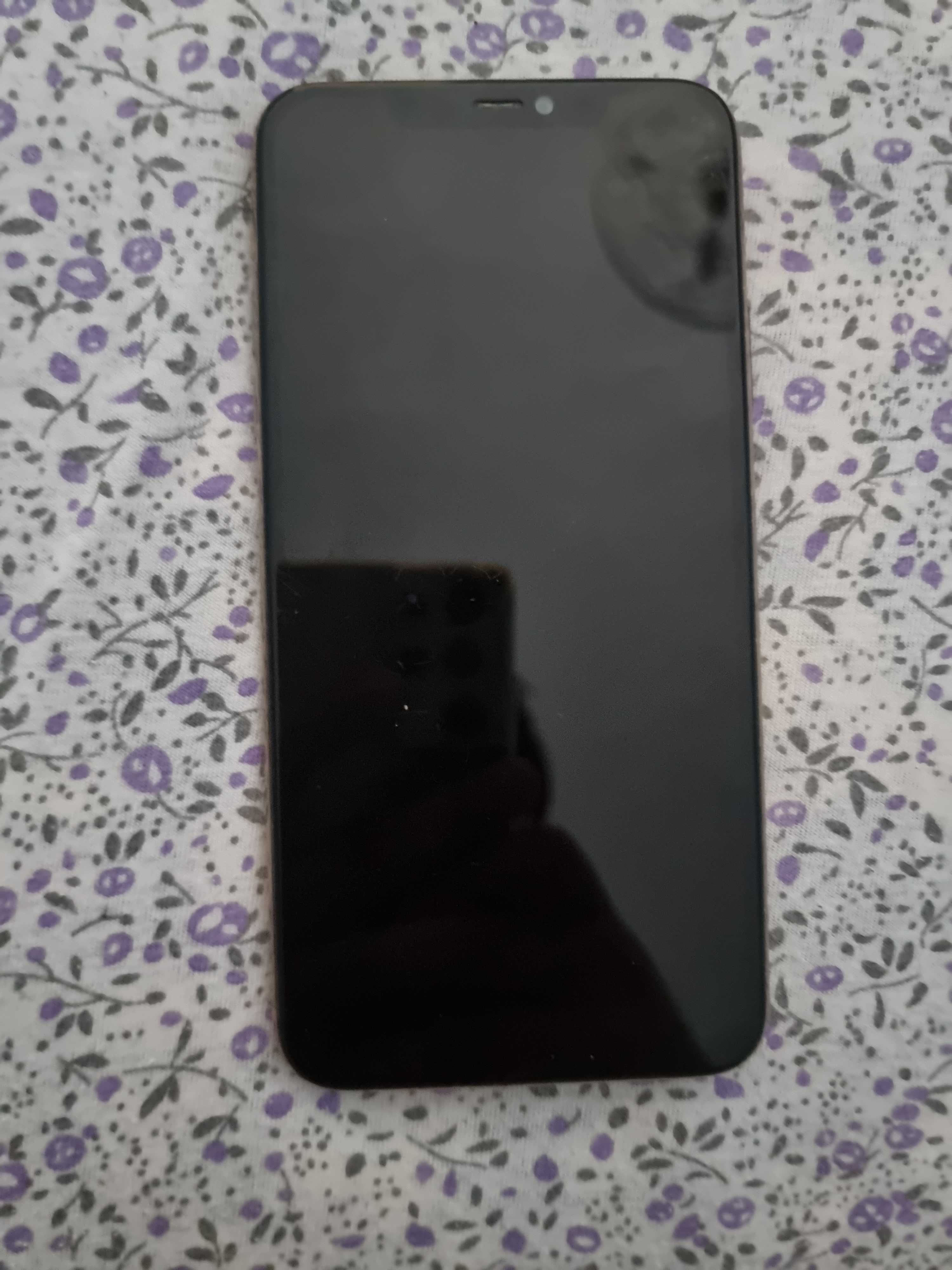 Vând iphone 11 pro max