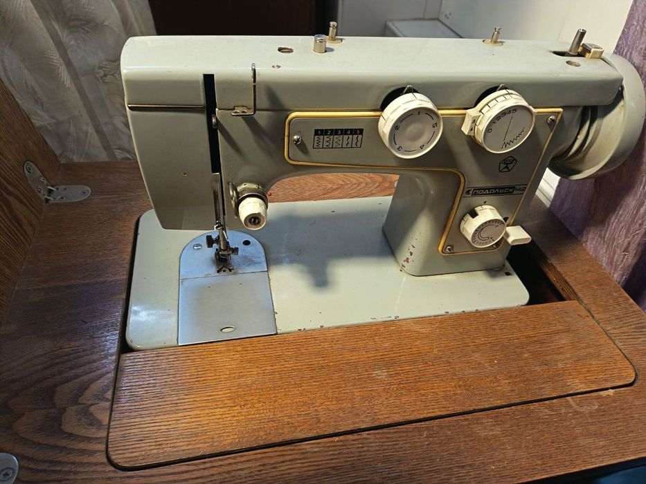 Швейная машинка продаётся