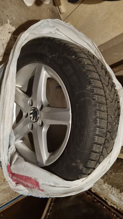 Vând jante (fără anvelope) Aspen VW pe 16"