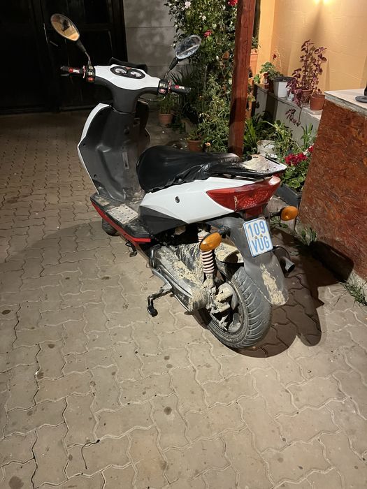 schimb scuter keeway 2t