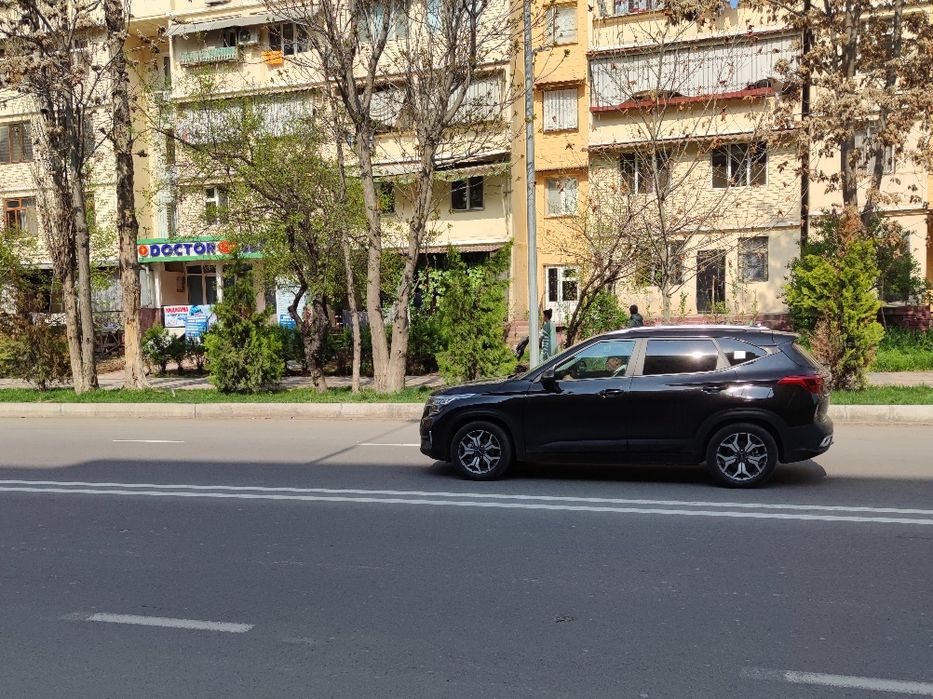 СВОЯ 3/1/5 вдоль дороги  УЛУЧШЕНКА 2х6 балкон юнусабад-10 ИПОТЕКА есть