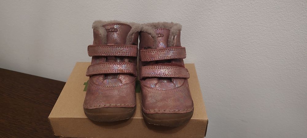 Ghete Froddo din piele, cu blana naturala, marimea 23