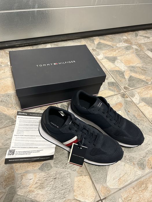 Чисто нови обувки tommy hilfiger sneakers runner Evo Mix