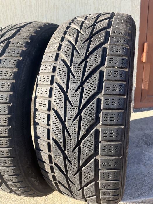 4 бр. зимни гуми 225/45/18 Toyo 5 mm DOT 1916