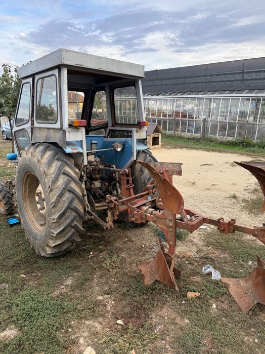 Vând Tractor Landin 6000 special cu plug