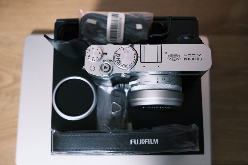 Fujifilm X100VI - отлично състояние