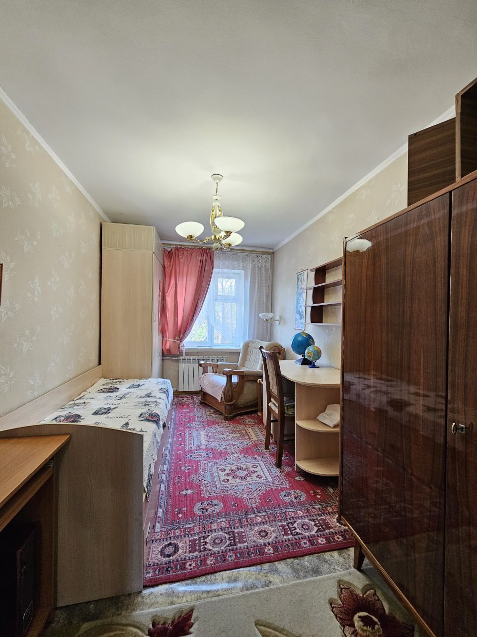 Буюк Ипак Йули. 2в3/4/5. 55м². Кирпич