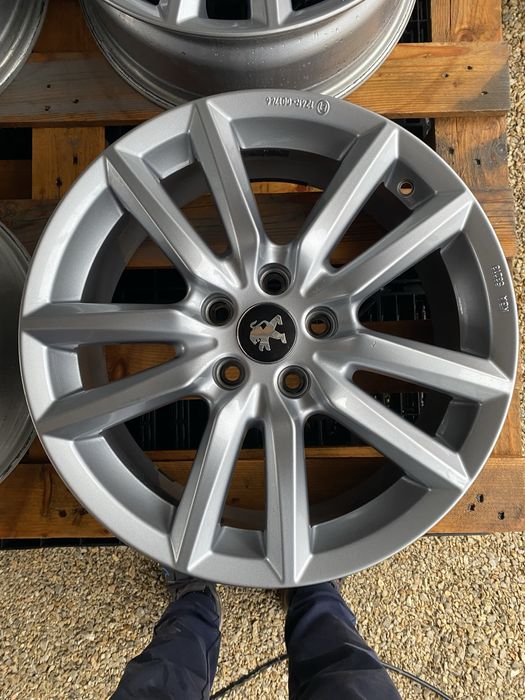 17 цола 5 х 108 Пежо 308 , 3008 , 4008 , Ситроен , Peugeot , Citroen